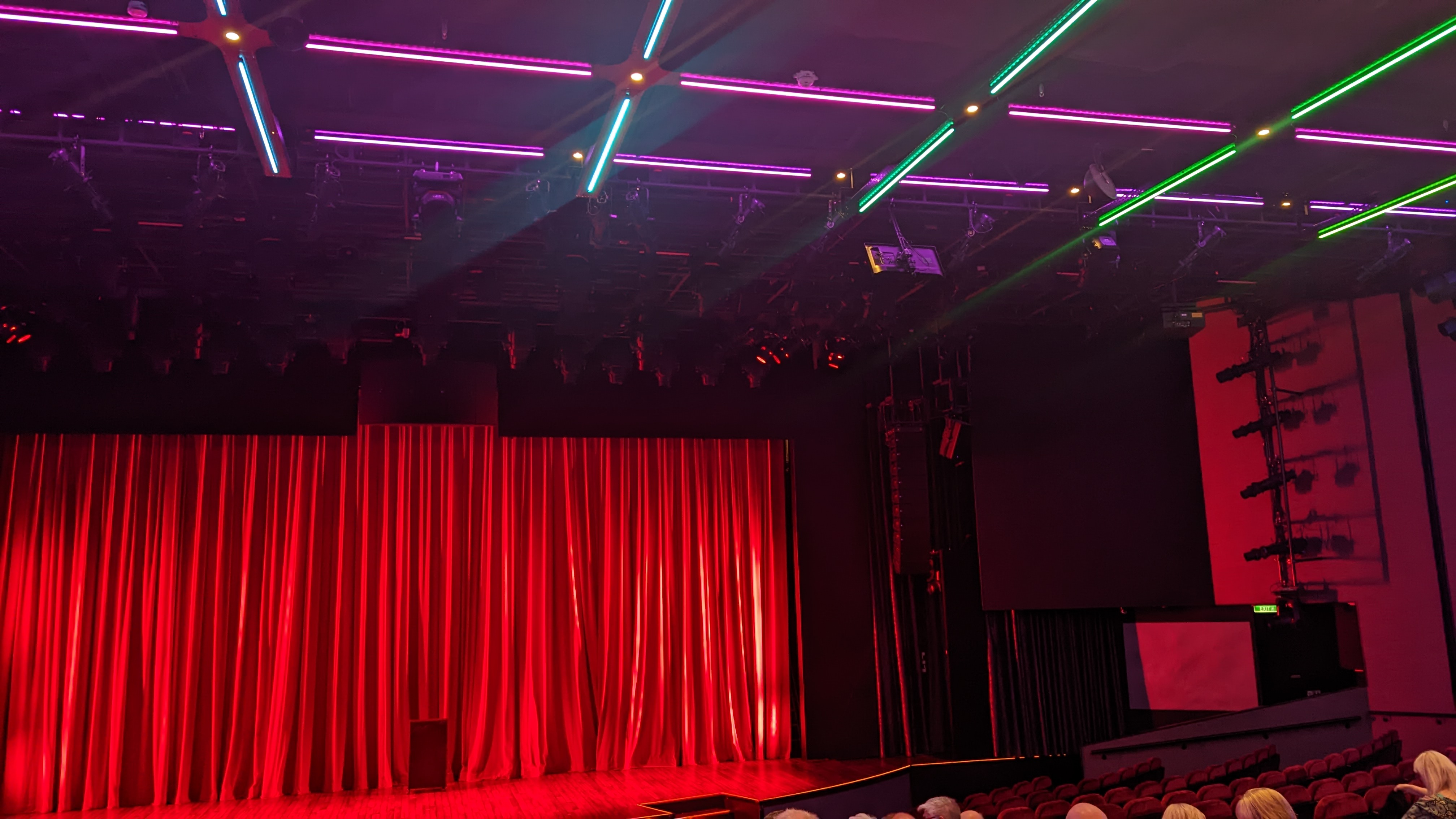 pxl 20221029 030136778.mp